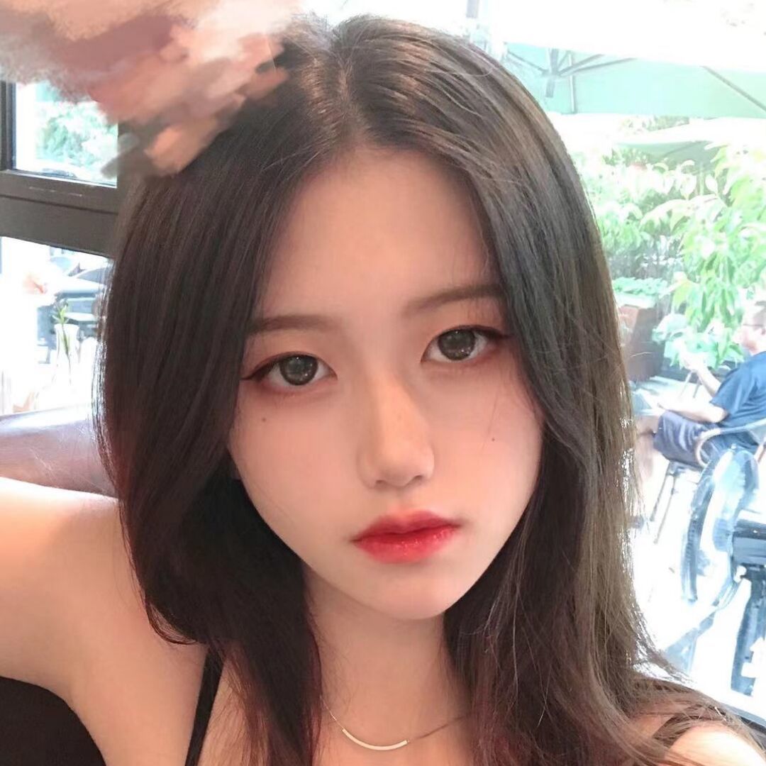 昭觉寺附近性感的萱萱